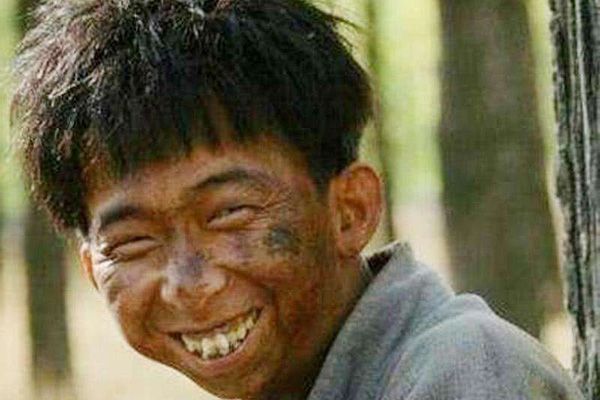 《我在香港遇见他》巨兴茂饰演犀利大师兄?巨兴茂个人资料简介?