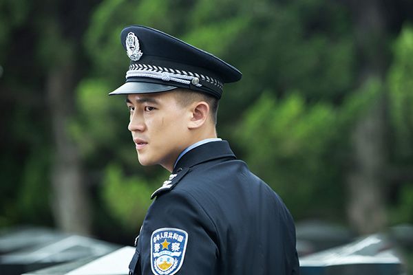 《黑白禁区》男主是谁演的?《黑白禁区》演员表及角色介绍