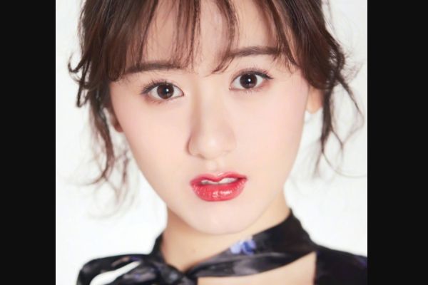 《青春向前冲》袁冰妍和佟梦实领衔主演?两人之前有过几次合作?