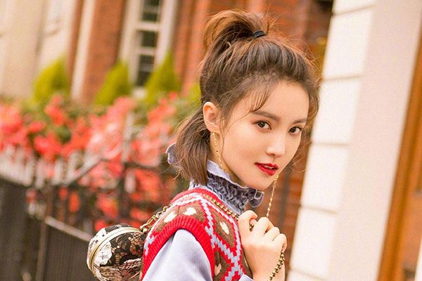 《了不起的女孩》李一桐搭档人气姐姐来袭?金晨李一桐首次合作?