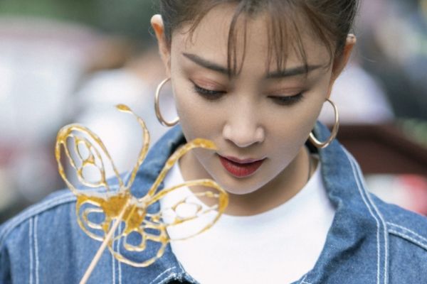 《好女好男》廖莎扮演者殷桃尊重职业?演员殷桃是一个怎样的人?