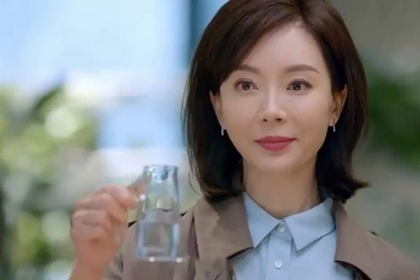 《谁说我结不了婚》田蕾是一个什么样的人?她后期会黑化吗?