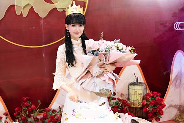 《我和我们在一起》该剧讲的什么剧情故事?演员表主演都有谁?