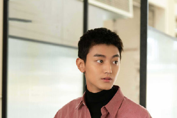《拾光里的我们》王宥钧扮演的是男二叶昂暘?王宥钧的演技好吗?