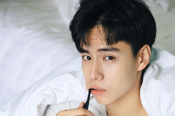 《小风暴之时间的玫瑰》演员胡一天乔欣领衔主演?演技好颜值高?