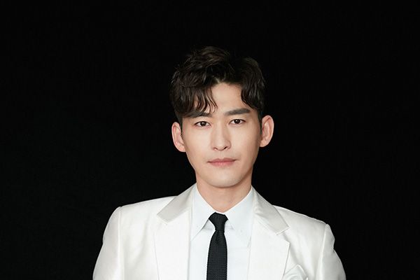《烽烟尽处》张翰实力演绎抗日英雄张松龄?张翰个人资料简介?