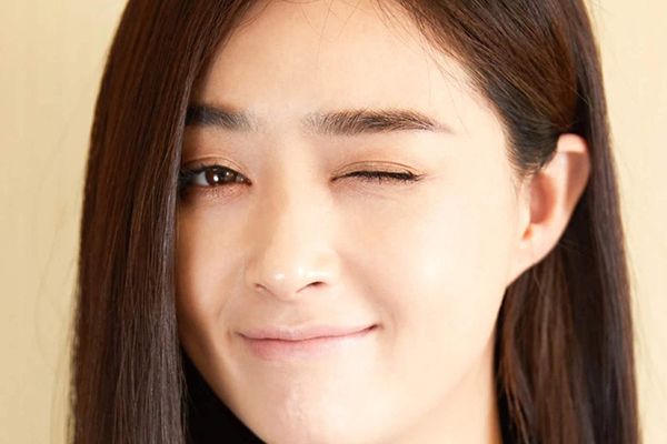 《向阳而生》演员表中的女主熊顿患的什么病?熊顿最后治愈了吗?