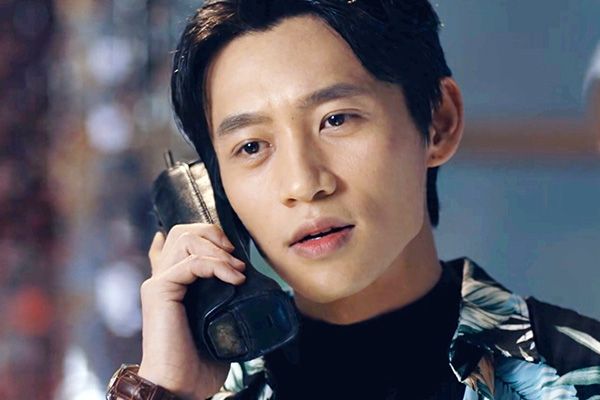 《古董局中局2》药不然死了吗?药不然黑化的背后是什么原因?