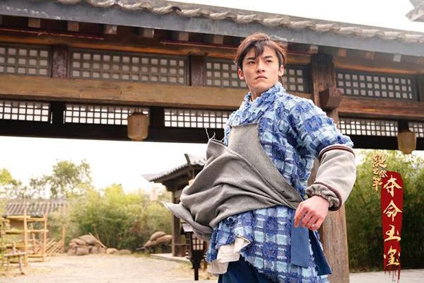 《绝世低手之夺命玉玺》讲述了什么?该剧改编自什么小说?