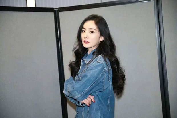 谢谢你医生杨幂和白宇有吻戏吗?机车皮衣杨幂是什么样的人?