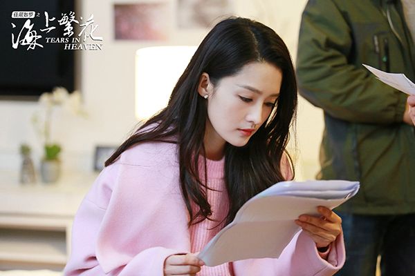 《海上繁花》是一部什么类型的电视剧?演员表大全中都有哪些人?