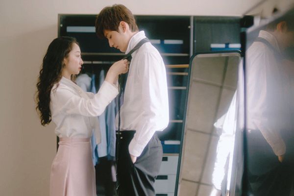 《你成功引起我的注意了》是什么题材?剧中女主演是谁?