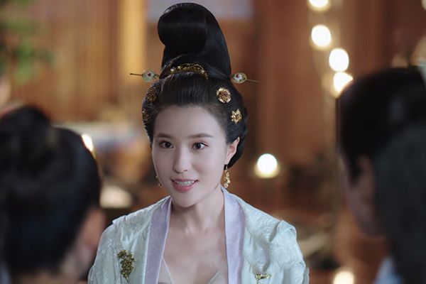 《月上重火》最有趣的角色是谁?比女主更美的是她?