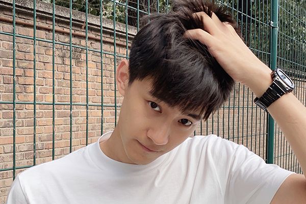 《凤唳九天》演员表中的寒锦衣是谁?寒锦衣的扮演者是晏紫东吗?