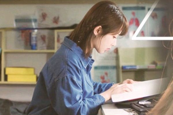 《余生请多指教》讲述了什么剧情?顾魏和林之校是什么样的人?