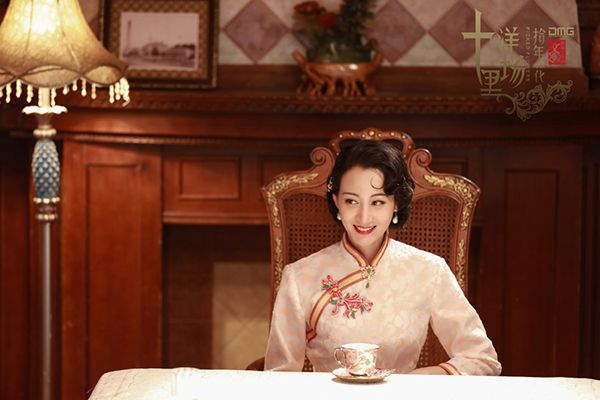 《十年阳光十年华》甘婷婷饰演许莱依?许莱依卧底政府谱写传奇?
