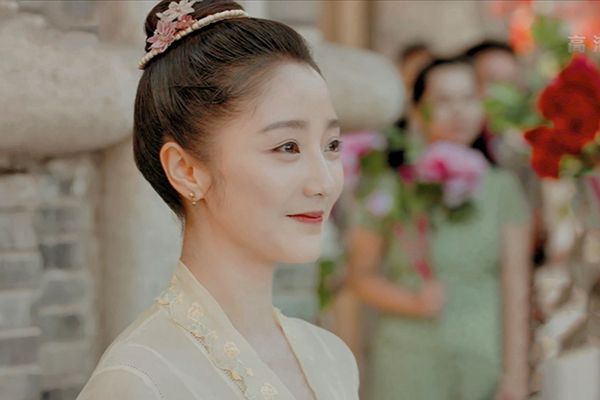 《小娘惹》张查理是真爱菊香吗?菊香嫁给张查理是正房吗?