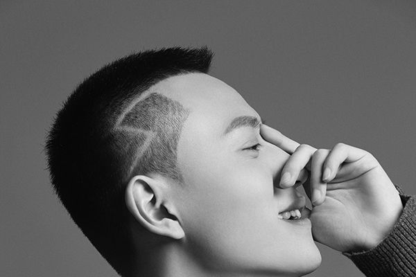 悬疑剧《通天塔》秦俊杰扮演刑警队队长?拍摄地为什么选择重庆?