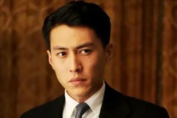 《人民的财产》靳东饰演的角色是怎样的？与以往塑造的角色有什么不一样吗？