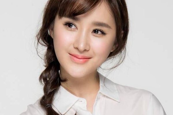 电视剧《青春向前冲》郑媛元出演什么角色?演员郑媛元个人资料?