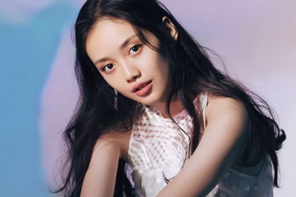 《你好，昨天》主要讲述了什么内容?孙伊涵突破出演小城少女?