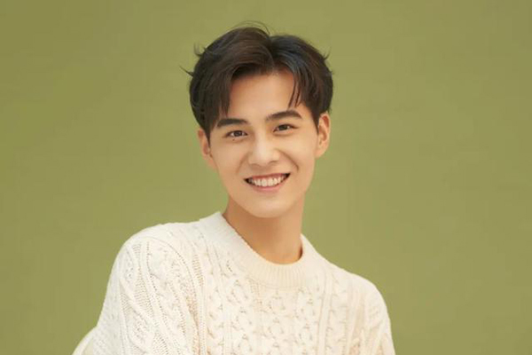 《夜色暗涌时》男二许蔚扮演者是谁?古子成演艺经历及主要作品?