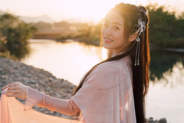 《亲爱的药王大人》演员表丁一一演的是谁?丁一一还有哪些作品?