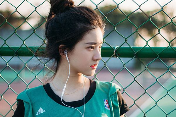 《我，喜欢你》赵露思饰演女厨师顾胜男?赵露思个人资料简介?
