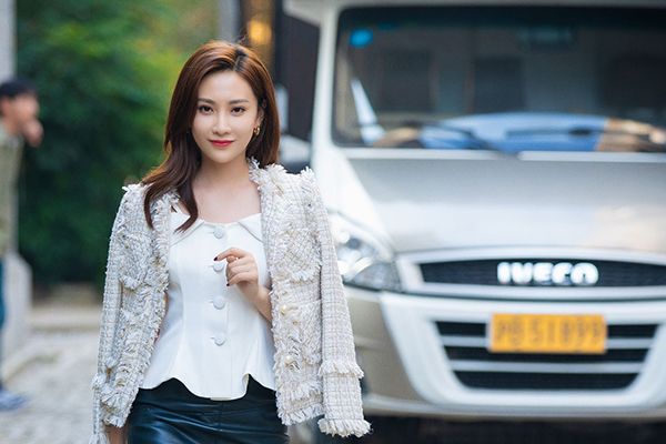 《怪你过分美丽》秦岚本色出演?剧情刺激吗?