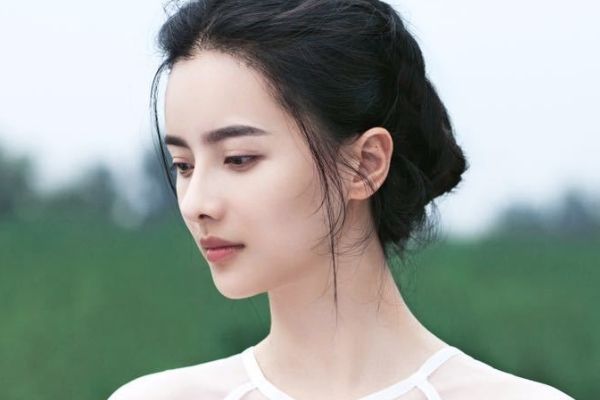 《皎若云间月》张芷溪变身纨绔睿智少女?和佟梦实上演欢喜冤家?