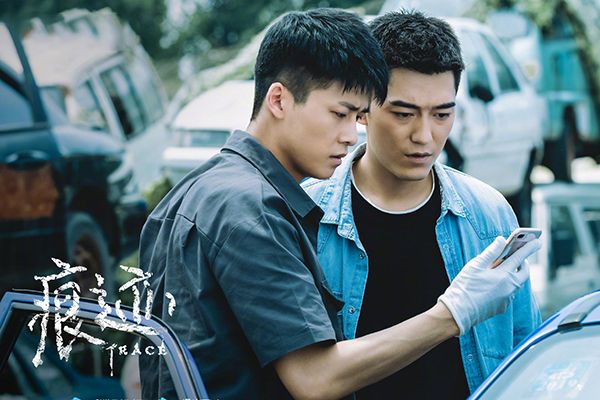 《痕迹》教科书式的悬疑剧?豪华演员阵容?