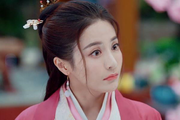 《替嫁医女》柳婧决定怎样帮难民?独孤晋为什么也开始帮忙?