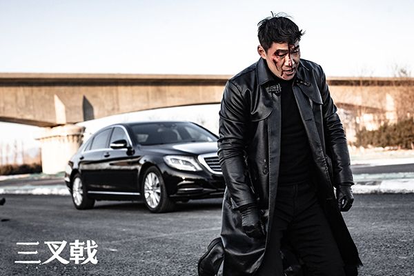 《三叉戟》小青是什么人?小青为什么要对付董虎等人?