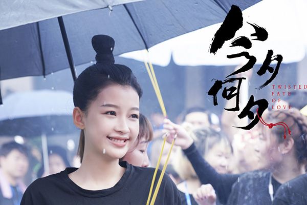 《今夕何夕》主要讲述了什么故事?演员表大全中都有哪些演员?