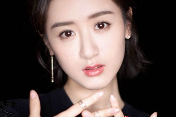 电视剧《青春向前冲》什么时候播出?一共多少集?讲了什么故事?