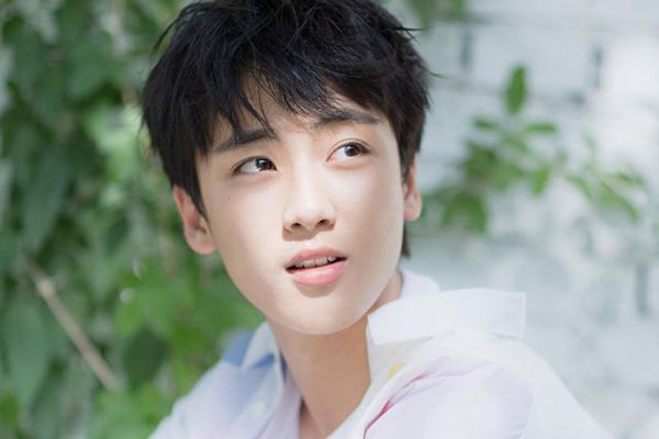 电视剧《芥子时光》郝富申首演校霸兰靖灰?搭档新生代演员边程?