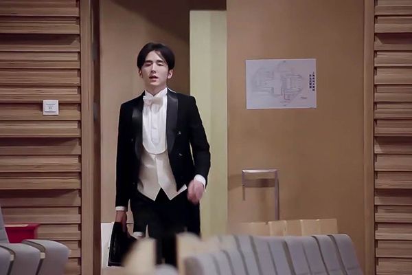 《蜗牛与黄鹂鸟》费舍尔为何拒绝李臻言?李臻言学到了什么?