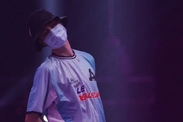 《我的奇怪朋友》两大男主王一博张逸杰齐变样?制作团队超厉害?