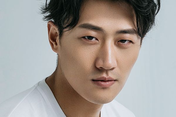 《破茧》话剧演员兰海蒙饰演李晓潇破解大案?兰海蒙有哪些作品?
