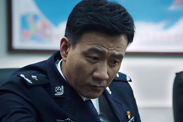 《猎狐》杨建群是一个正面人物吗?他最后黑化了吗?