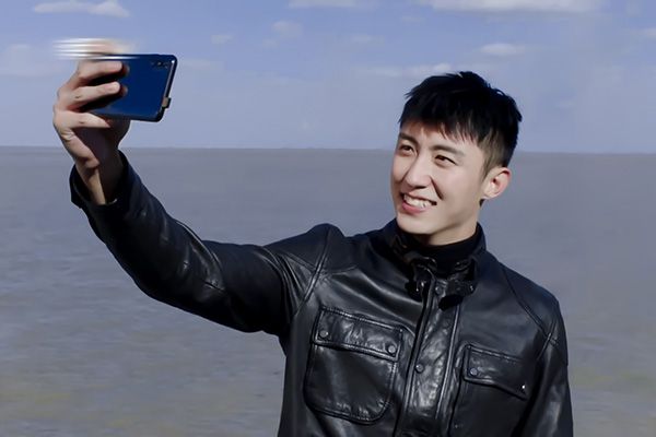 《幸福触手可及》的男主是谁？这部作品拍摄了多久？