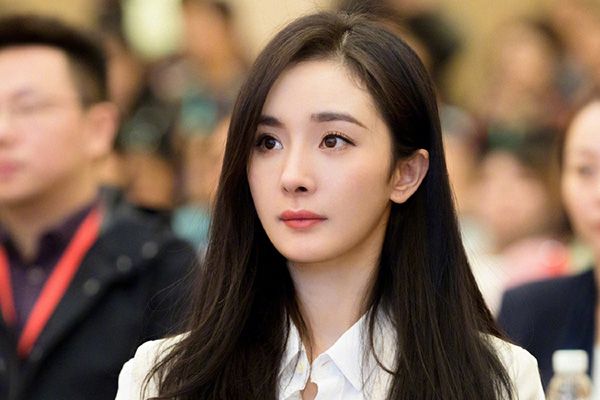 《暴风眼》演员杨幂张彬彬如何演绎国安战士?该剧是国安题材剧?