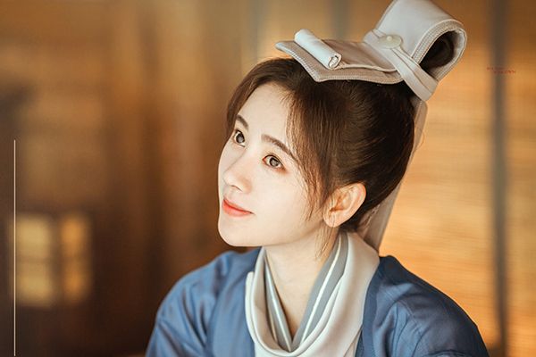 《漂亮书生》都有哪些演员呢?该剧的内涵是什么?