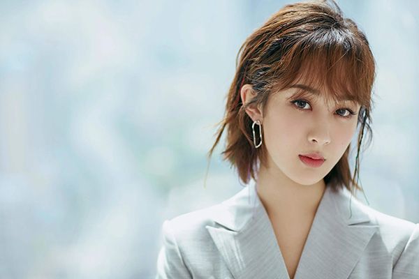 《余生请多指教》女主林之校是谁扮演的?顾魏的扮演者是肖战吗?