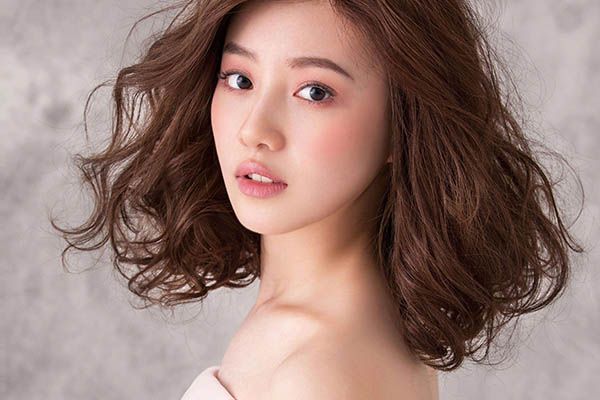 现实剧《我的砍价女王》付双双是谁演的?扮演者王鹤润个人资料?