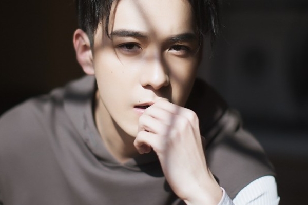 电视剧《一见倾心》主要讲了什么?陈星旭张婧仪林彦俊强势结盟?