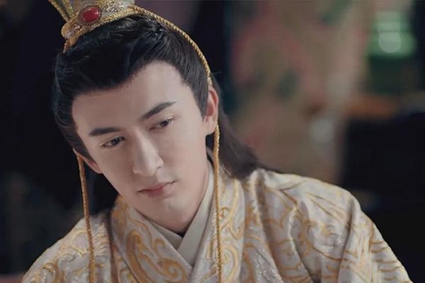 《替嫁医女》唐婉是谁?她为什么深夜来找皇帝?