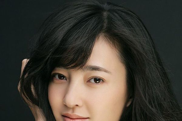 《三生有幸遇上你》侯爵为什么找保镖?侯志荣相中了哪个保镖?