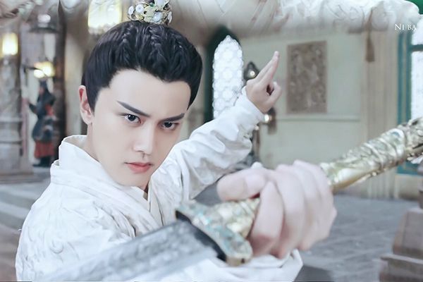 《暮白首》任嘉伦挑战新角色?和《锦衣之下》陆绎有什么不同?
