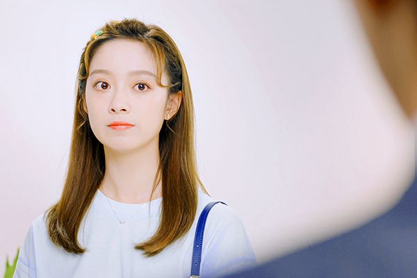 《楼下女友请签收》中女主的男友是渣男吗?他们分手了吗?